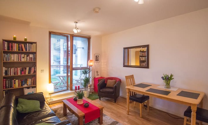 Ashtown Apartment | Appartment: 2 double bedrooms by Phoenix Park