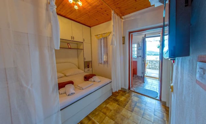 Zaboric Apartment | Apartmani Erak (Anna) peaceful&beautiful apartman