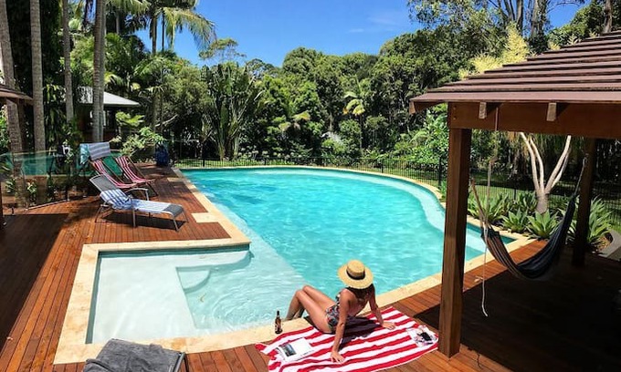 Ewingsdale House | Villa Byron with guest house