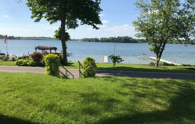 Fennville Cabin | Quaint Cottage on Hutchins Lake