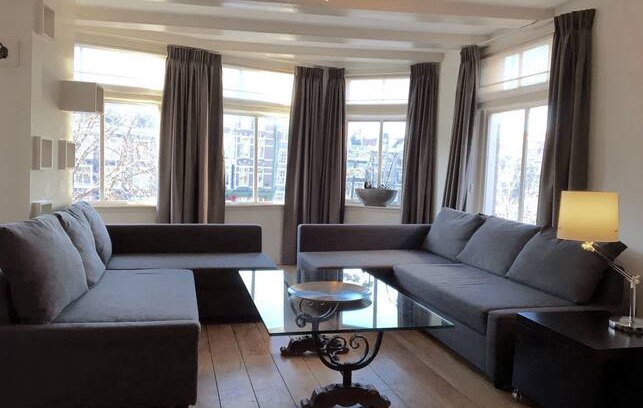 Nieuwmarkt en Lastage Apartment | Red Light Residence