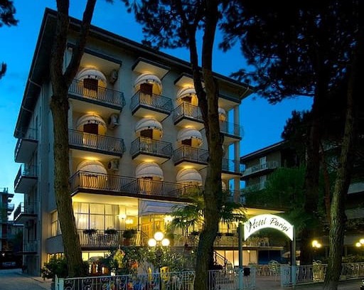 Pinarella Hotel | Hotel Parigi*** Pinarella-Cervia (RA)