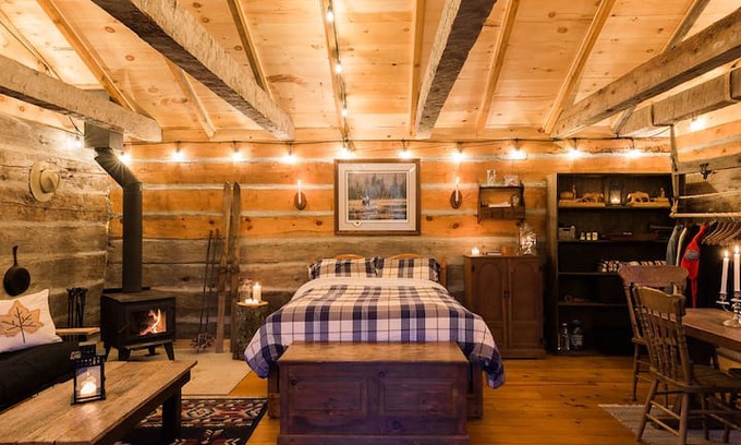 Oro-Medonte Other | The Old Cabin: Glamping on a Stunning Horse Farm