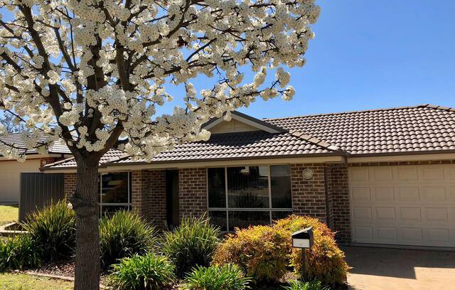 Thurgoona House | Thurgoona Accomodation for Two