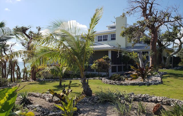 Green Turtle Cay House | Pinnacle Point, with dock