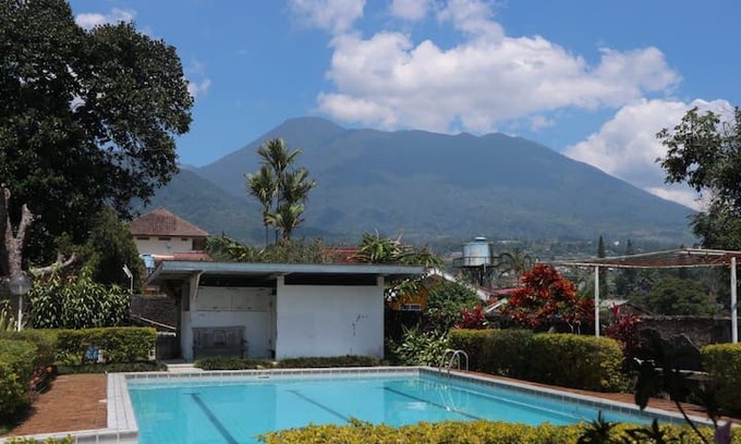 Ciloto Villa | Villa Wibowo Puncak Bogor, Private Pool,For Family