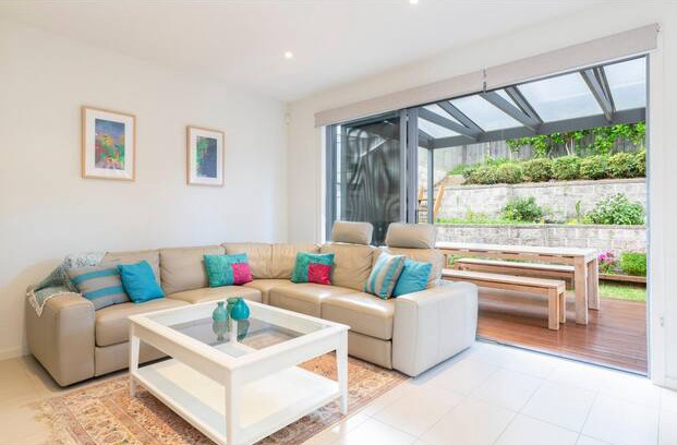 South Coogee House | Spacious modern family home close to beach