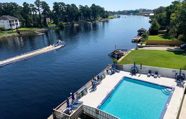 Socastee Apartment | INTRACOASTAL WATERWAY FUN Bring or rent a boat or jetski WATERFRONT POOL