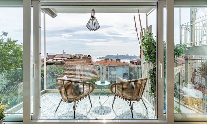 Kabatas Apartment | Cihangir Luxury Stay with an Amazing view