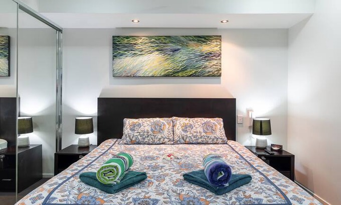 Darwin City Centre Apartment | The Lucky Owl - Darwin CBD