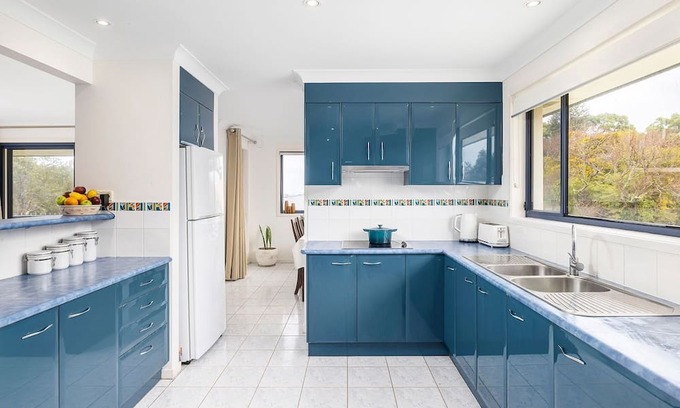 Boat Harbour House | Harbour Breezes – views of Boat Harbour
