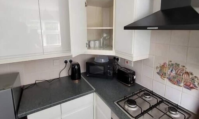 Wellington Apartment | 2 bedroom end of terrace house