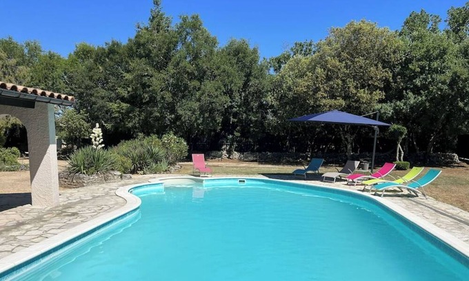 Mejannes-le-Clap House | Holiday home - 7-8 person(s) - quiet - large fenced property