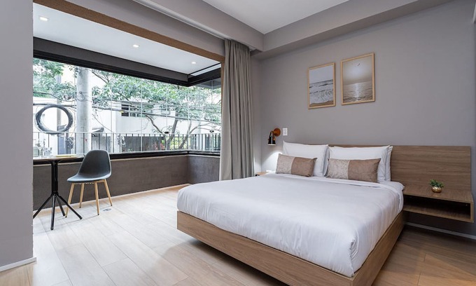Jardins House | Studio Completo com Sacada | Jardins