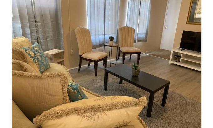 Valdosta Apartment | Historic Comfortable apartment (near Hospital 2nd Floor)