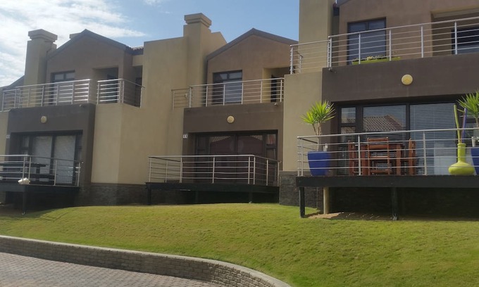 Walvis Bay House | Dolphin Beach Self Catering Accommodation