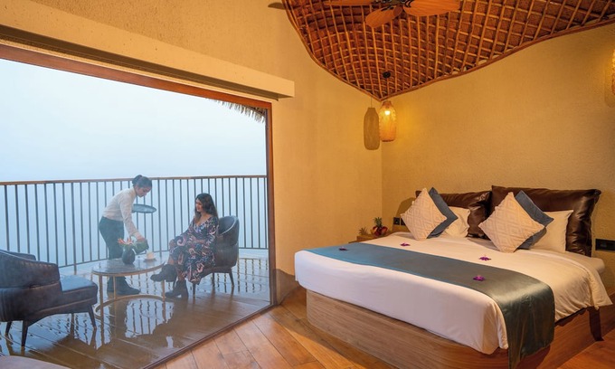 Elappara Resort | Monticle Glamp