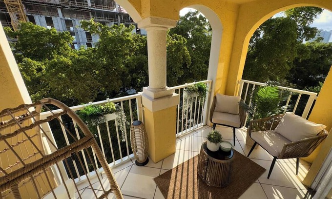 Aventura Apartment | This apartment is a 2 bedroom(s), 2 bathrooms, located in Aventura, FL.
