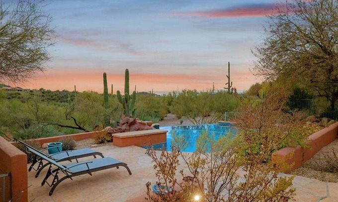 Cave Creek House | Private Desert Oasis W/Southwestern Design!