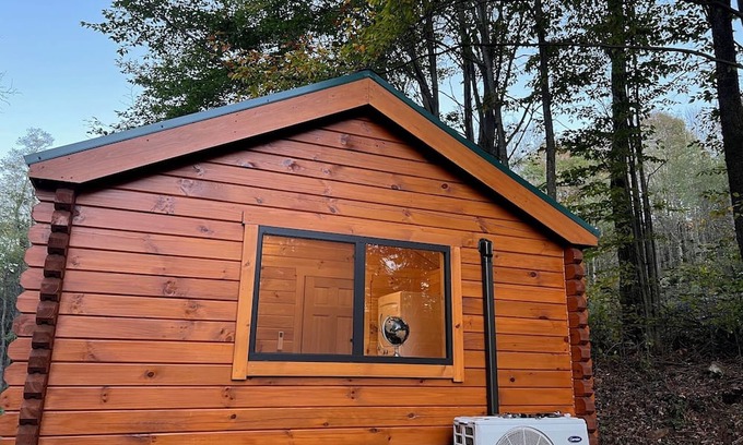 Mace Cabin | The Cozy Cabin: Mountain Escape at Snowshoe, WV