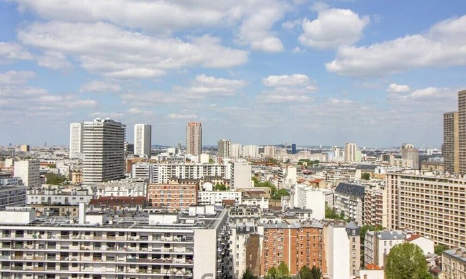 Quartier de la Maison-Blanche Apartment | Panoramic View of Paris - Charming flat -GetHosted