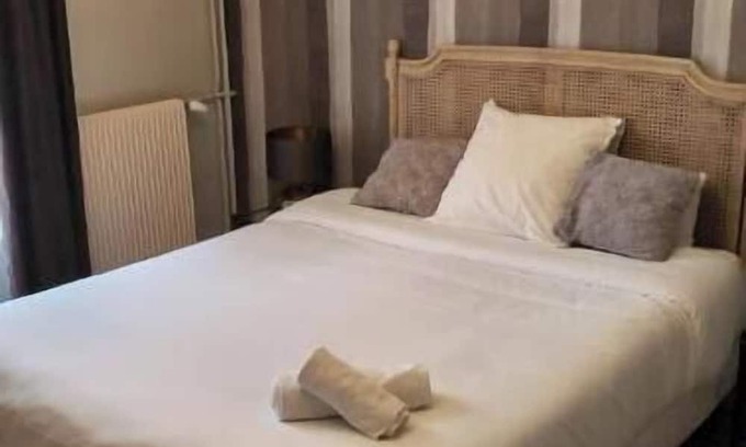 Nouan-le-Fuzelier Bed & Breakfast | Comfort room