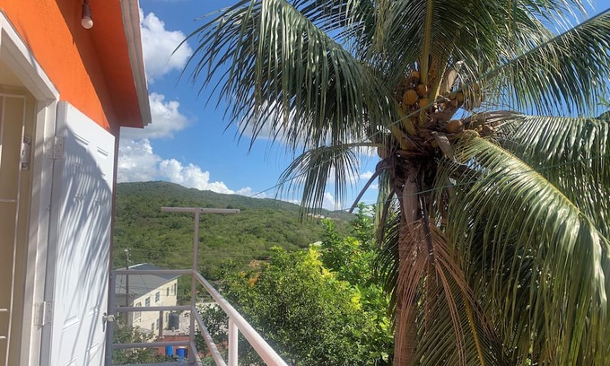 Old Harbour Apartment | Charming 2-bedroom apartment WiFi, AC in marvelous Claremont Heights Old Harbour