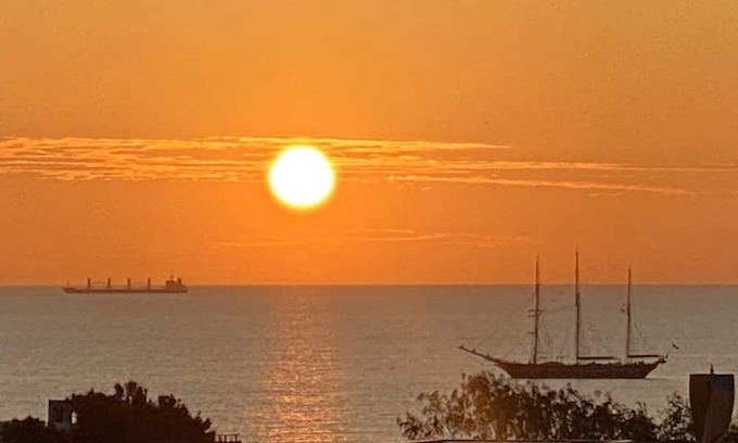 Cottesloe Apartment | Great space, great location and stunning ocean views