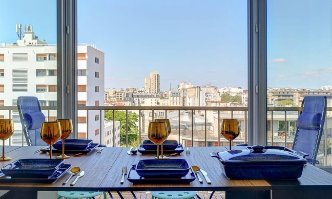 Bel-Air Nord Apartment | 117-air-conditioned family apartment in paris