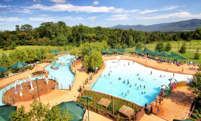 McGaheysville Cottage | Luxurious Stay at Regal Vistas, Massanutten Resort - 2 Bedroom / 2 Bath