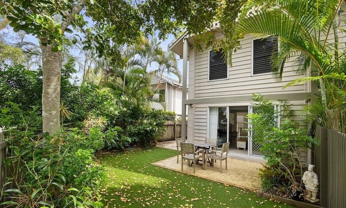 Noosaville Apartment | Seychelles 2 another world away.