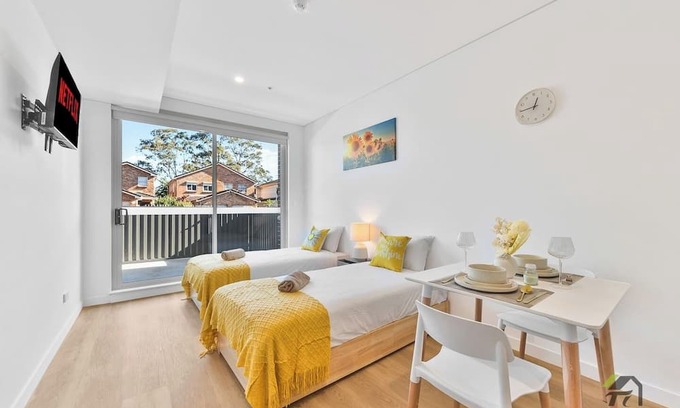 Burwood Apartment | The cozy corner for you two!