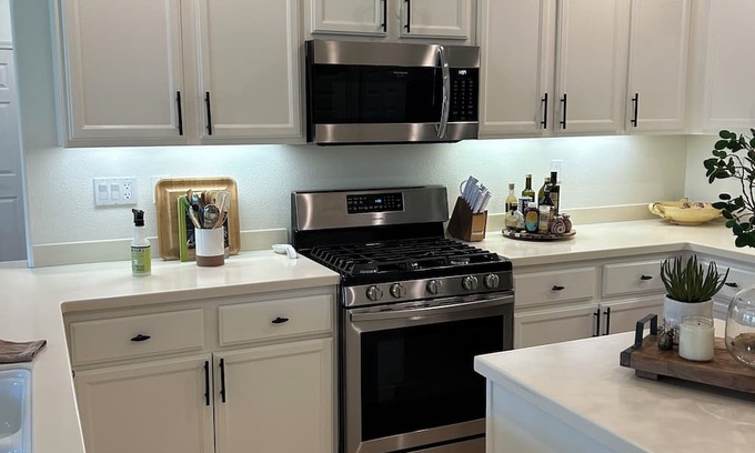 La Quinta House | Casual elegance, 2-bedroom house with fitness room, WiFi in superb La Quinta !