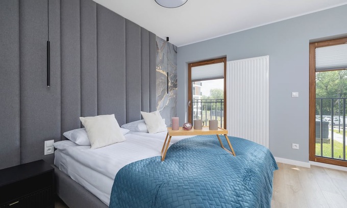 Katowice Apartment | Bright Apartment With Parking by Renters