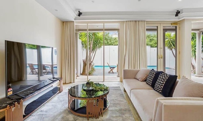 Brighton House | Classic Luxurious Family Home in Brighton with pool