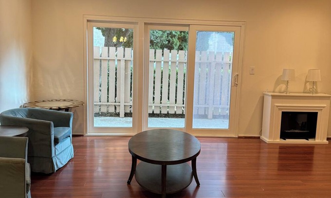 Hacienda Heights House | 3 minutes to grocery and restaurants! Convenient family friendly townhouse