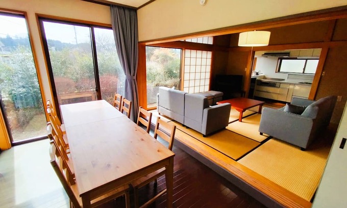 Nikko House | Nikko / 8Beds, 2car park, near station, 30㎡ Living