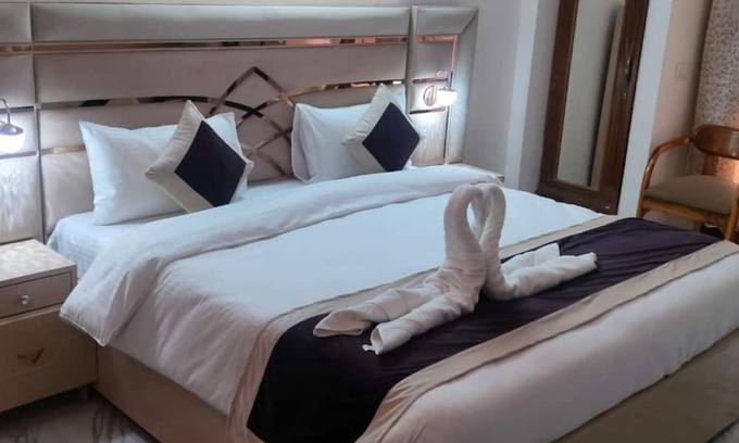 South Extension Bed & Breakfast | Bed And Breakfast cum Home Stay