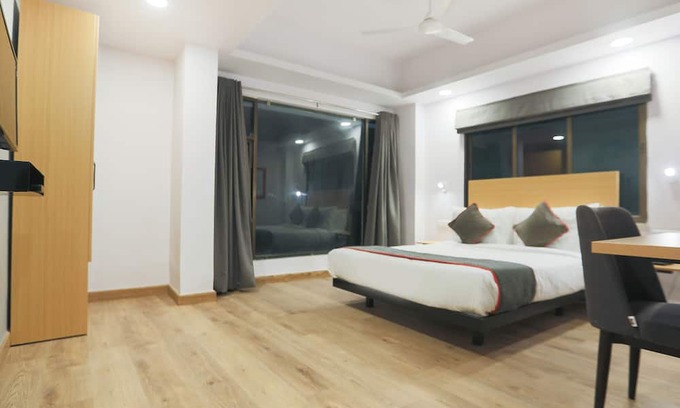 Kolkata Hotel | Townhouse 152 Hotel Suncitel