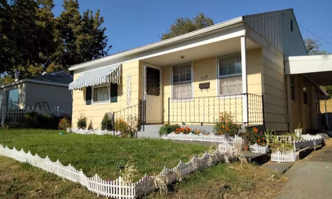 Pendleton House | 2 Bedroom Buckaroo House