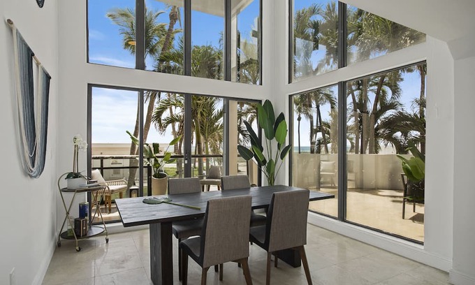 Mid Beach Apartment | 2 bedroom accommodation in Miami Beach