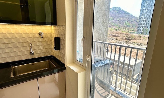Paud Apartment | Premium - Cozy Hill View Retreat - Modern 2 BHK