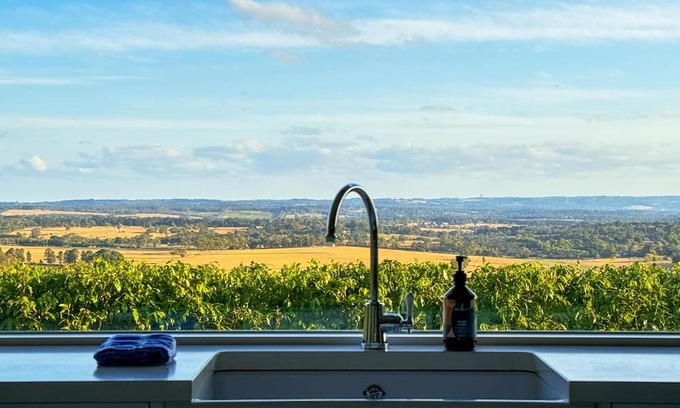 Mount Eliza House | Luxury Mt Eliza House Expansive Mountain View