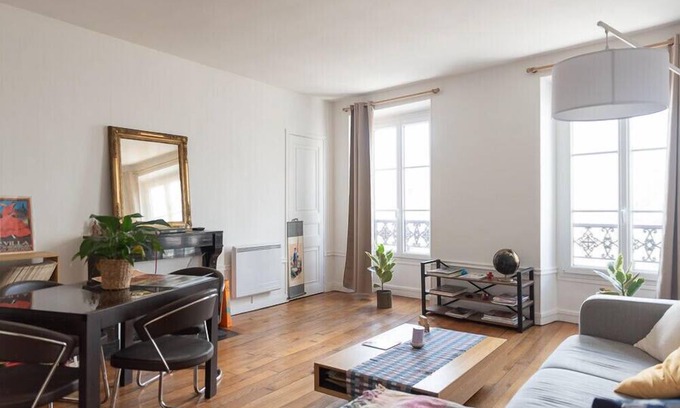 La Villette Apartment | Charming 58 m² love nest in the heart of Paris
