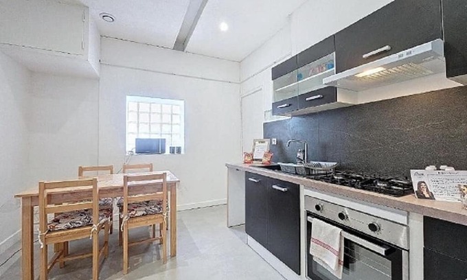 Moulins Apartment | LES PORTES DE PARIS