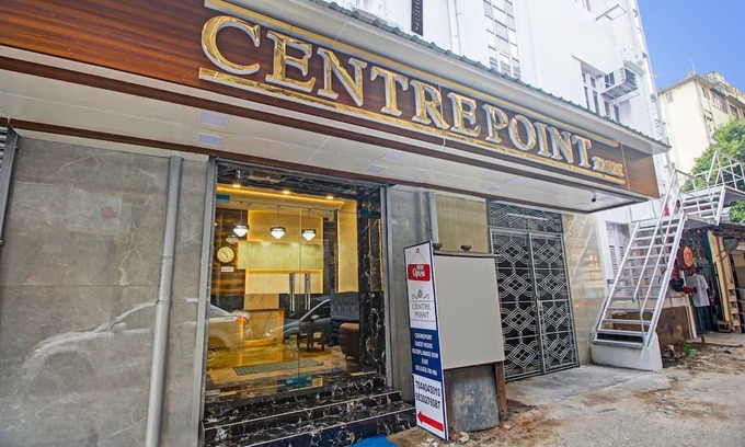 Kolkata House | Super OYO Townhouse 1050 Centre Point In