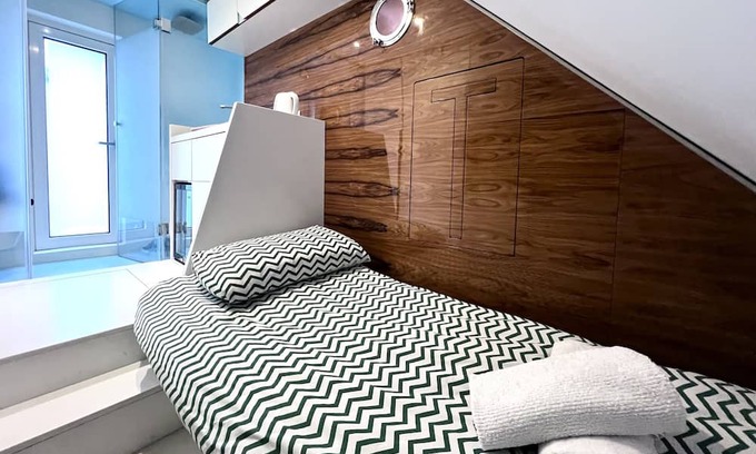 Churchill Apartment | Tiny but mighty studio Pimlico, great location!
