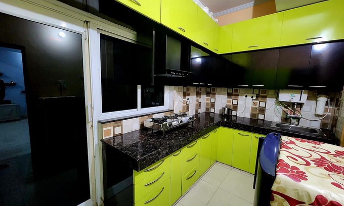 Varanasi Apartment | Comfy Home 3BHK