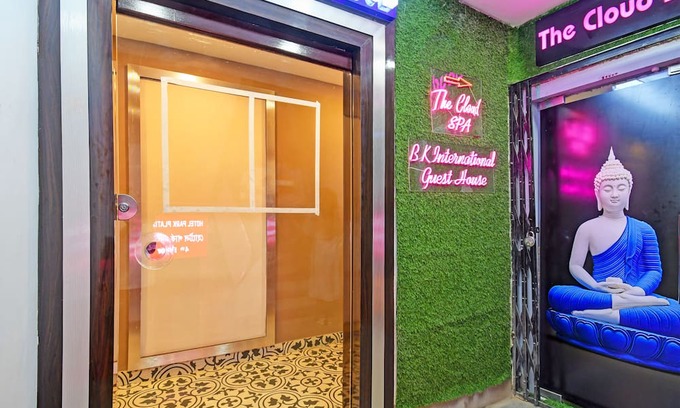 Dharmatala Hotel | OYO B.K International Guest House