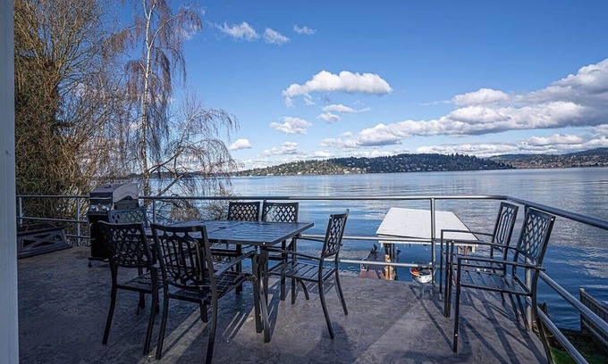 Rainier Valley House | Pet-Friendly Corporate Housing Overlooking Lake Washington